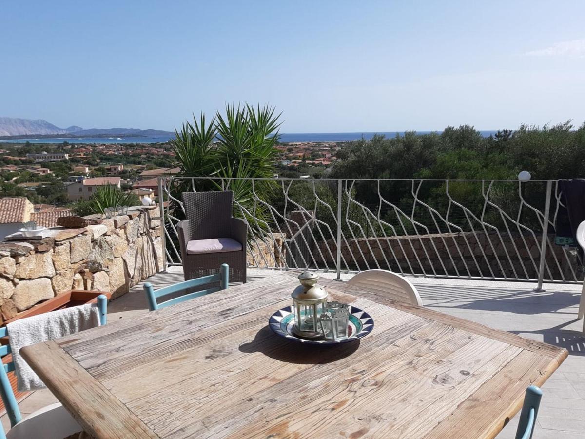 Iss Travel, Sea View Apartment Il Corbezzolo - Ground Floor With Air-Condition Сан Теодоро Екстериор снимка