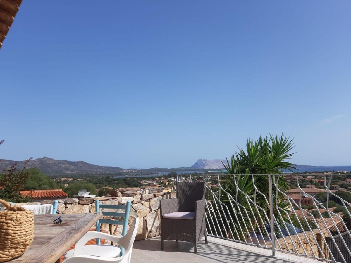 Iss Travel, Sea View Apartment Il Corbezzolo - Ground Floor With Air-Condition Сан Теодоро Екстериор снимка