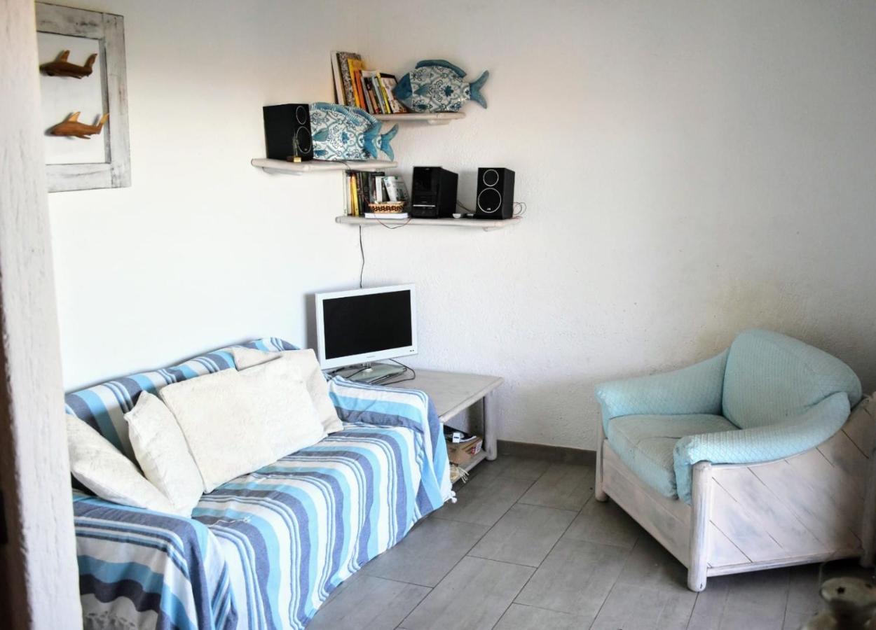 Iss Travel, Sea View Apartment Il Corbezzolo - Ground Floor With Air-Condition Сан Теодоро Екстериор снимка
